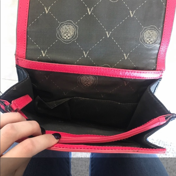 Vince Camuto crossbody purse - Picture 3 of 5